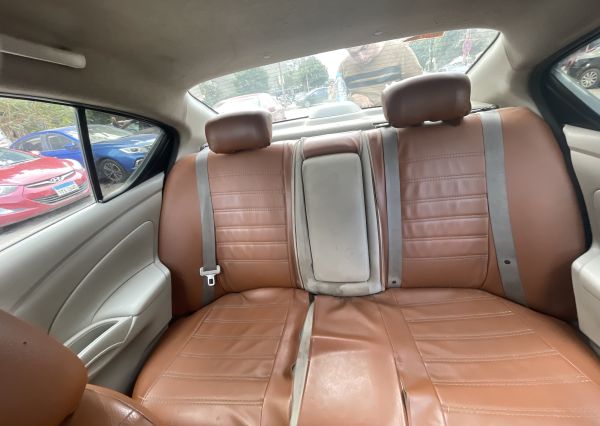 Nissan Sunny 2020