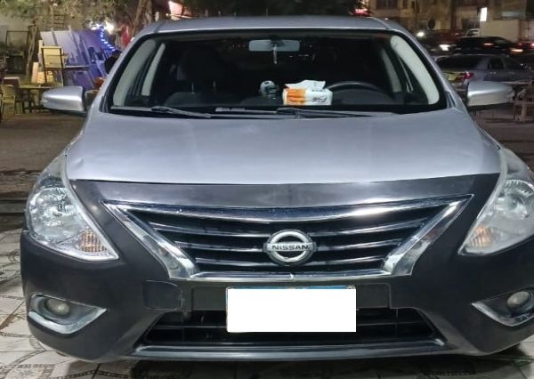 Nissan Sunny 2022