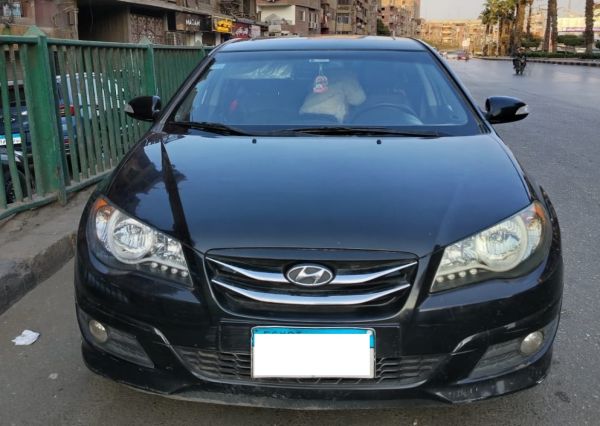 Hyundai Elantra HD 2023