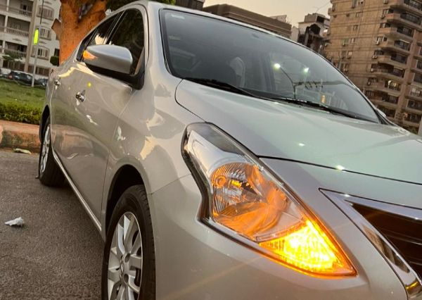Nissan Sunny 2023