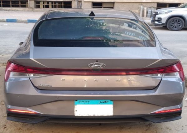 هيونداي إلنترا سي ان 7 2021